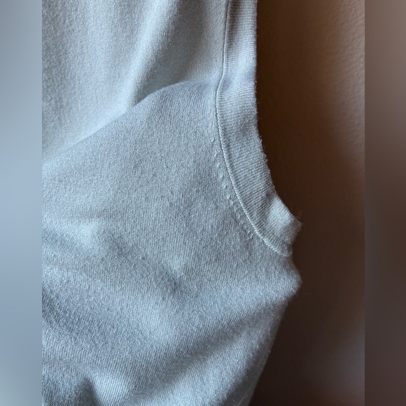 Zara Knit Button Up Vest in Gray (Size:L) - Picture 16 of 17